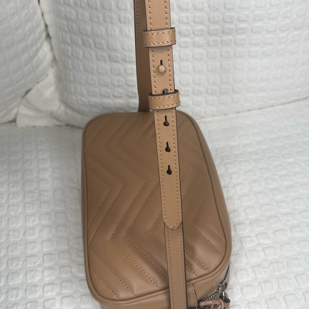 Gucci Small Marmont Chain Shoulder Bag - Monochrome Rose Beige (Limited Edition) - Picture 11 of 14